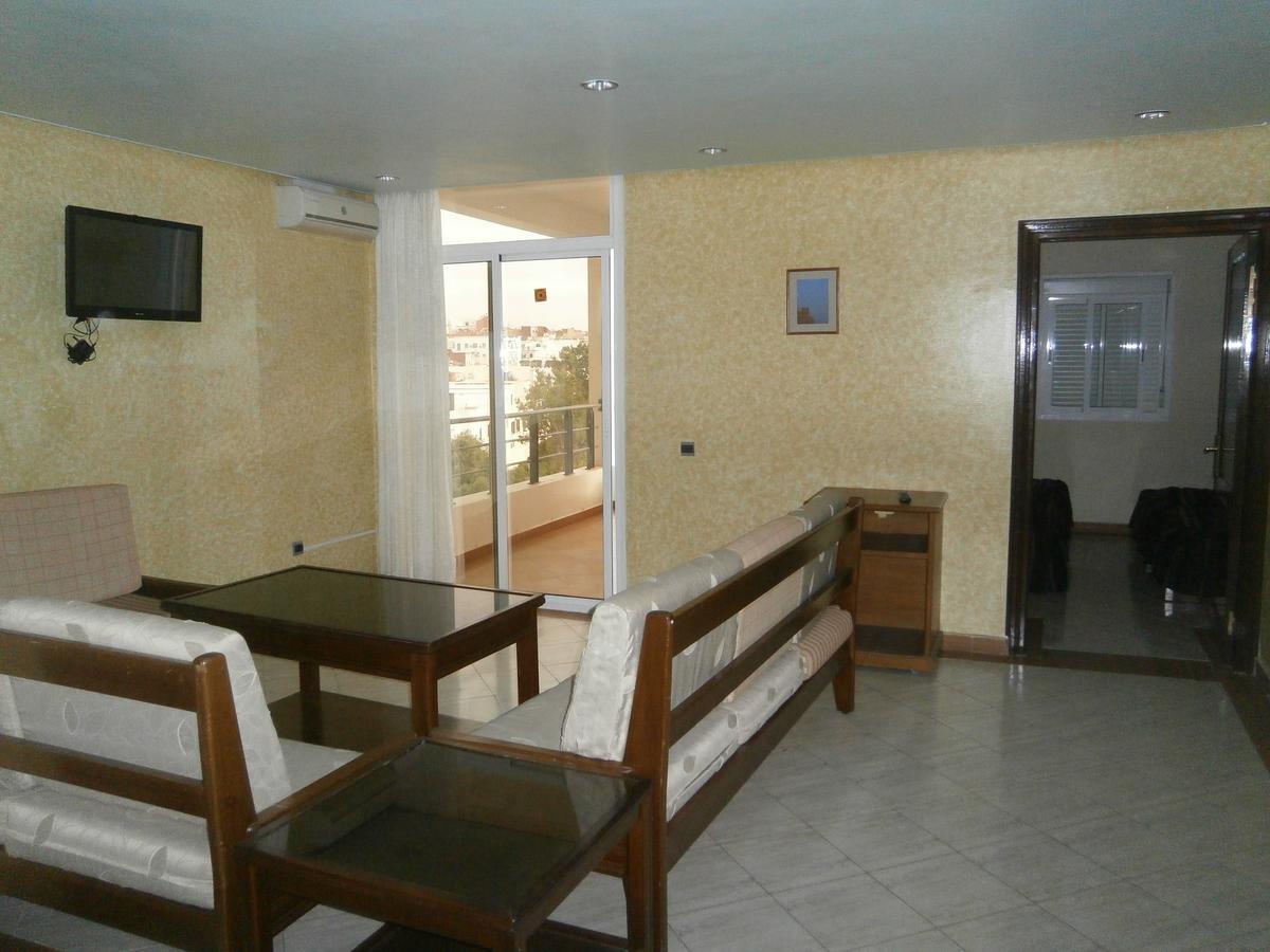 Residence Touristique Ibn Rochd Asilah Bagian luar foto