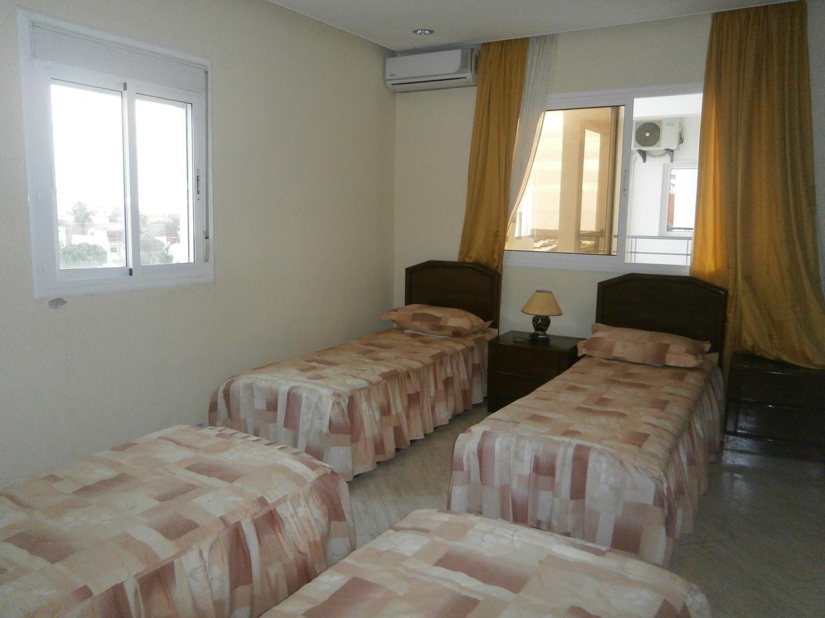 Residence Touristique Ibn Rochd Asilah Bagian luar foto